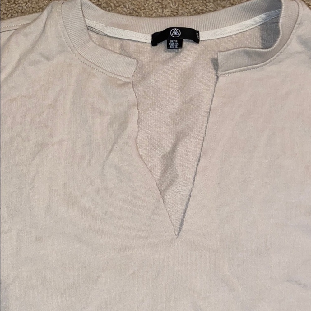 Deep V Cropped pull-over - Picture 3 of 6